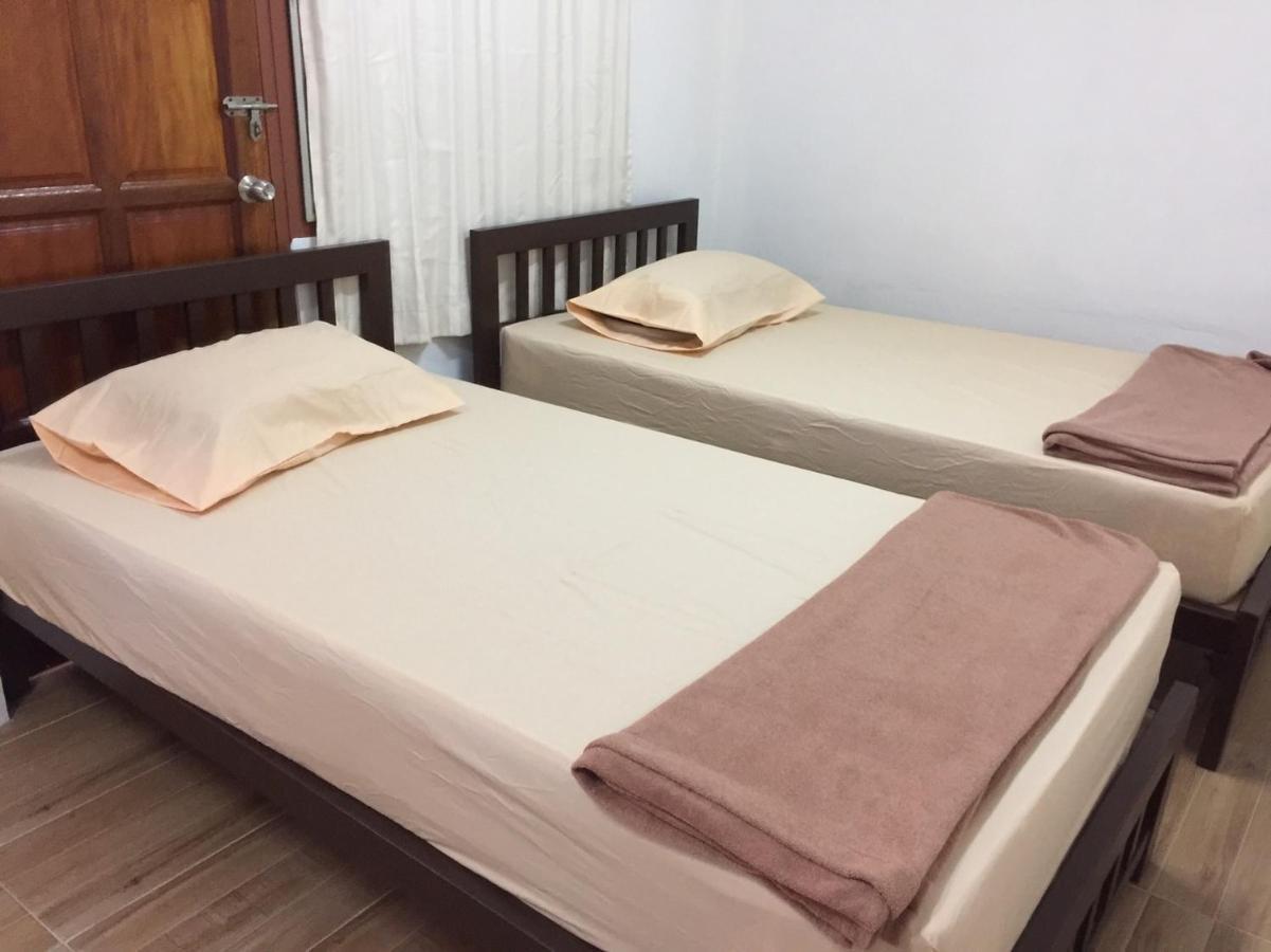 Siriwal Guesthouse プラナコーン・シー・アユタヤ エクステリア 写真